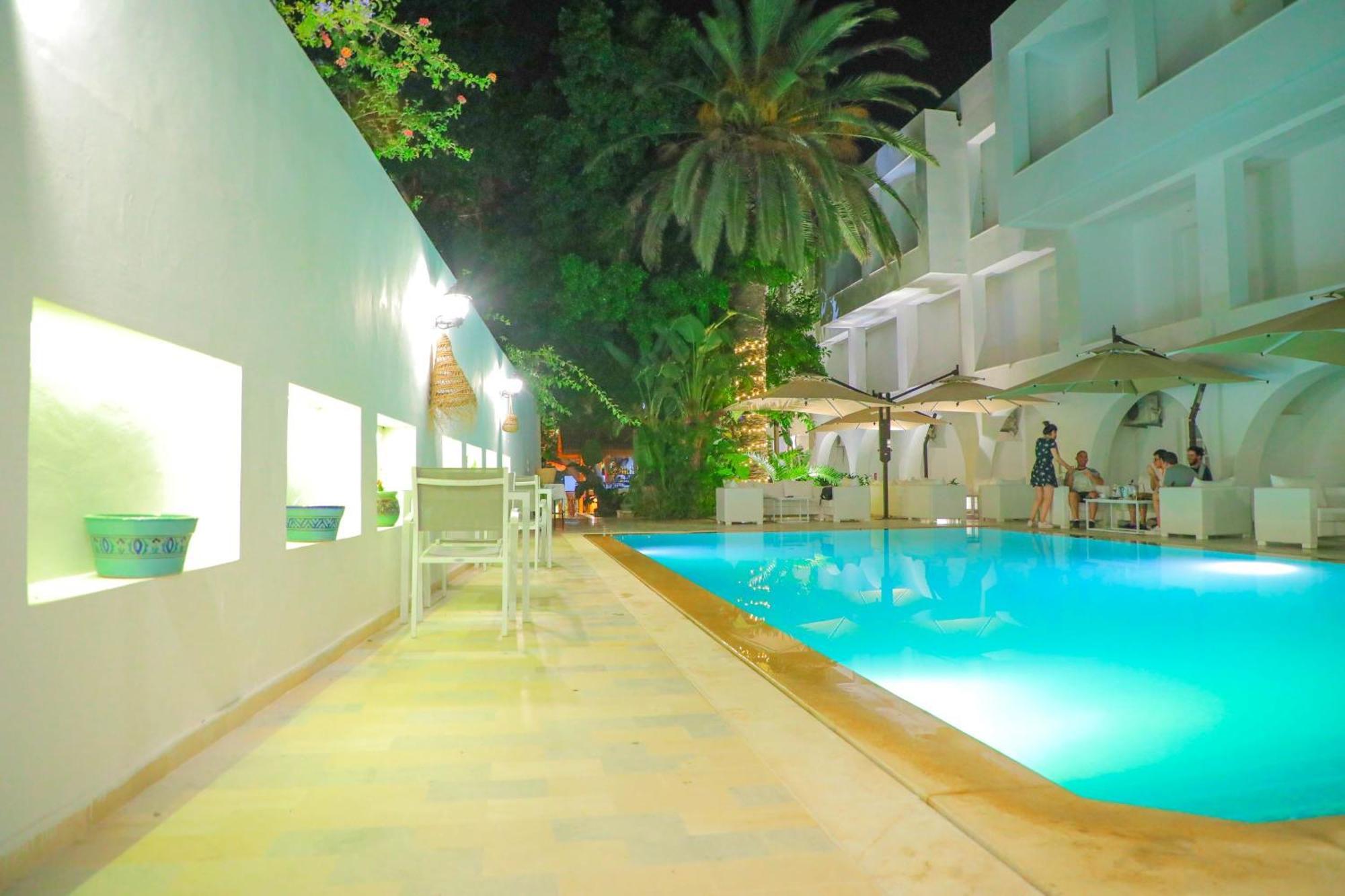 نزل قايا Hotel Gaia ナブール エクステリア 写真
